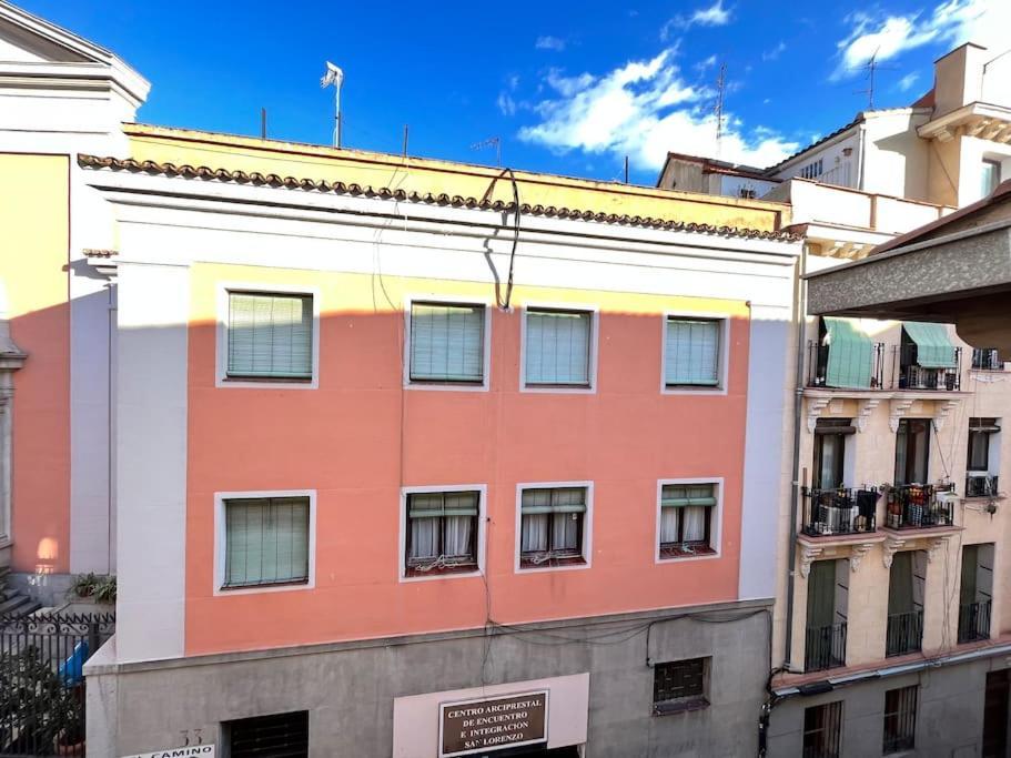 Exterior Atocha Ile Fe Apartment Madrid Ngoại thất bức ảnh
