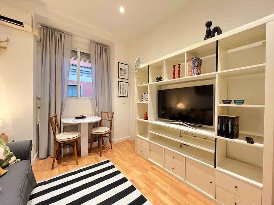 Exterior Atocha Ile Fe Apartment Madrid Ngoại thất bức ảnh